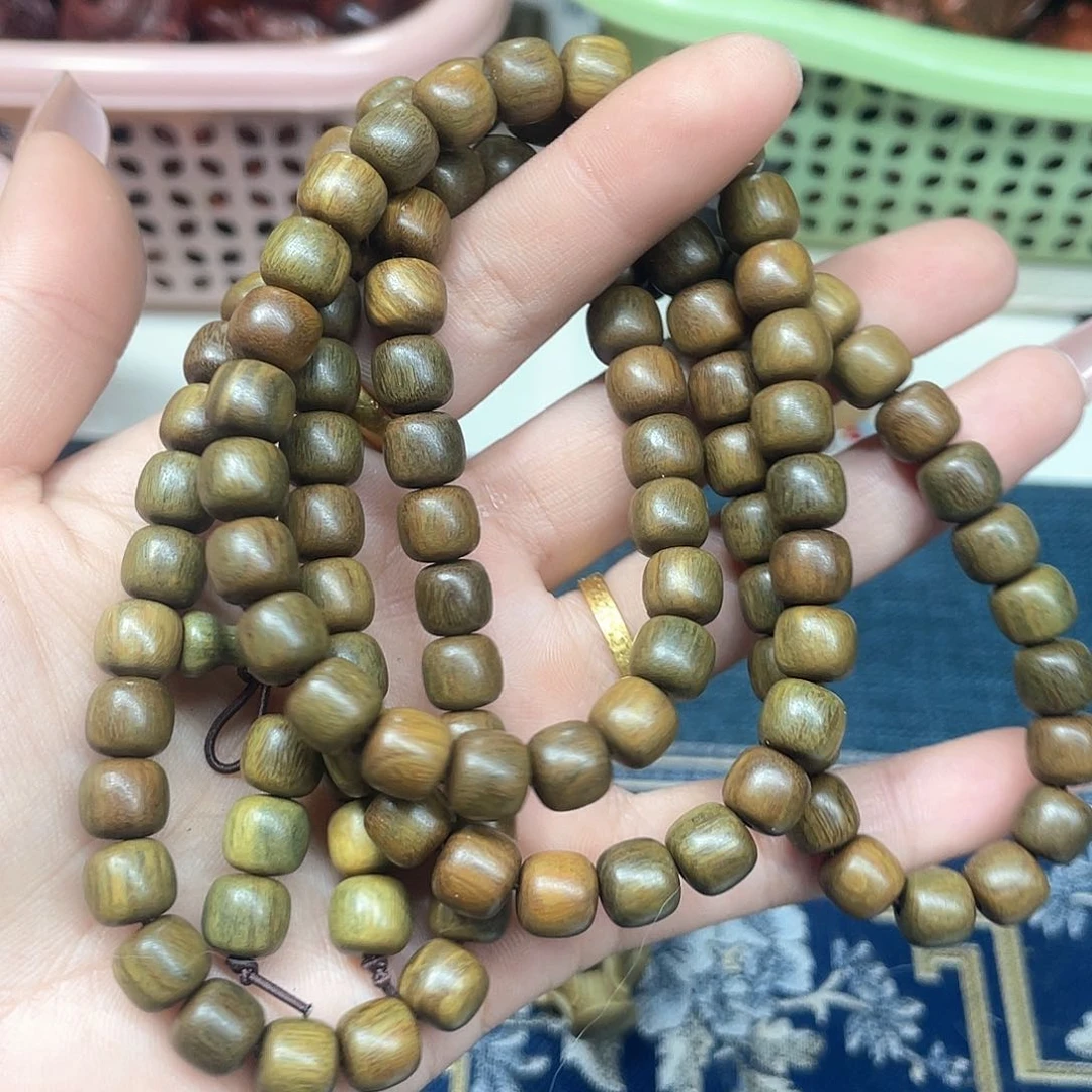 维腊木（绿檀）无事牌