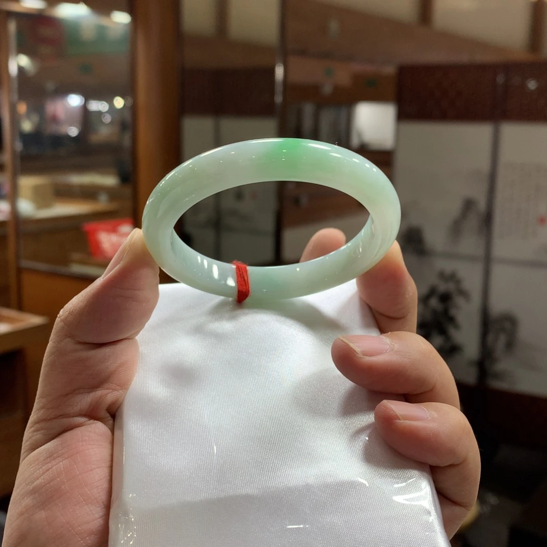 Y***）翡翠未镶嵌手镯正5455