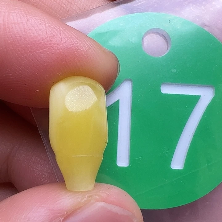 未镶嵌蜜蜡裸石8m m