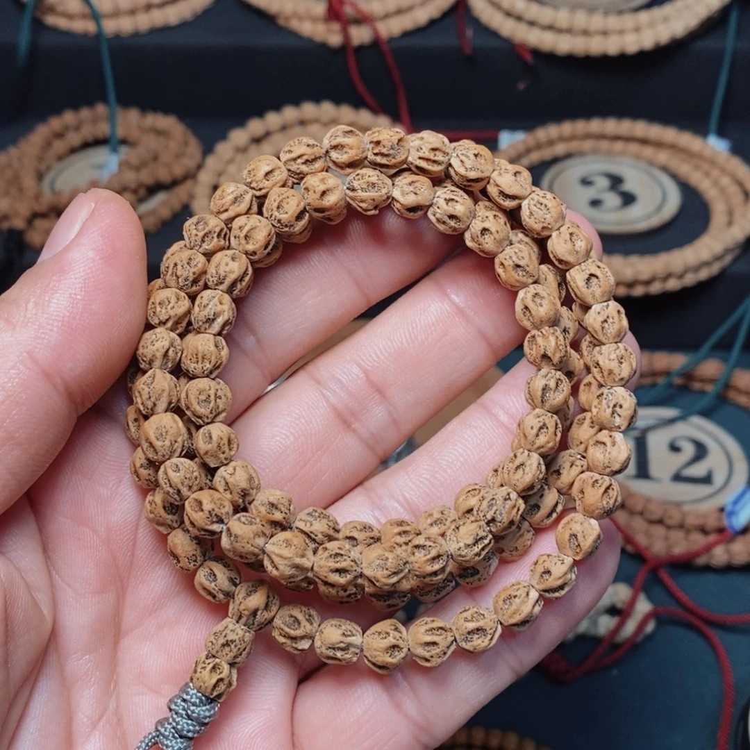 柏香籽/百香籽手串朴*