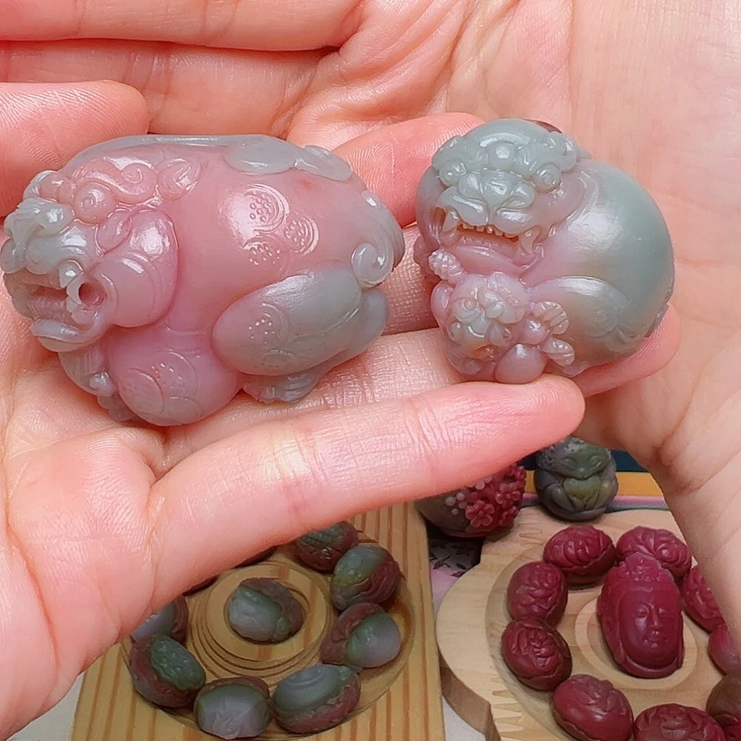 未镶嵌盐源雕刻定制石英质玉均*