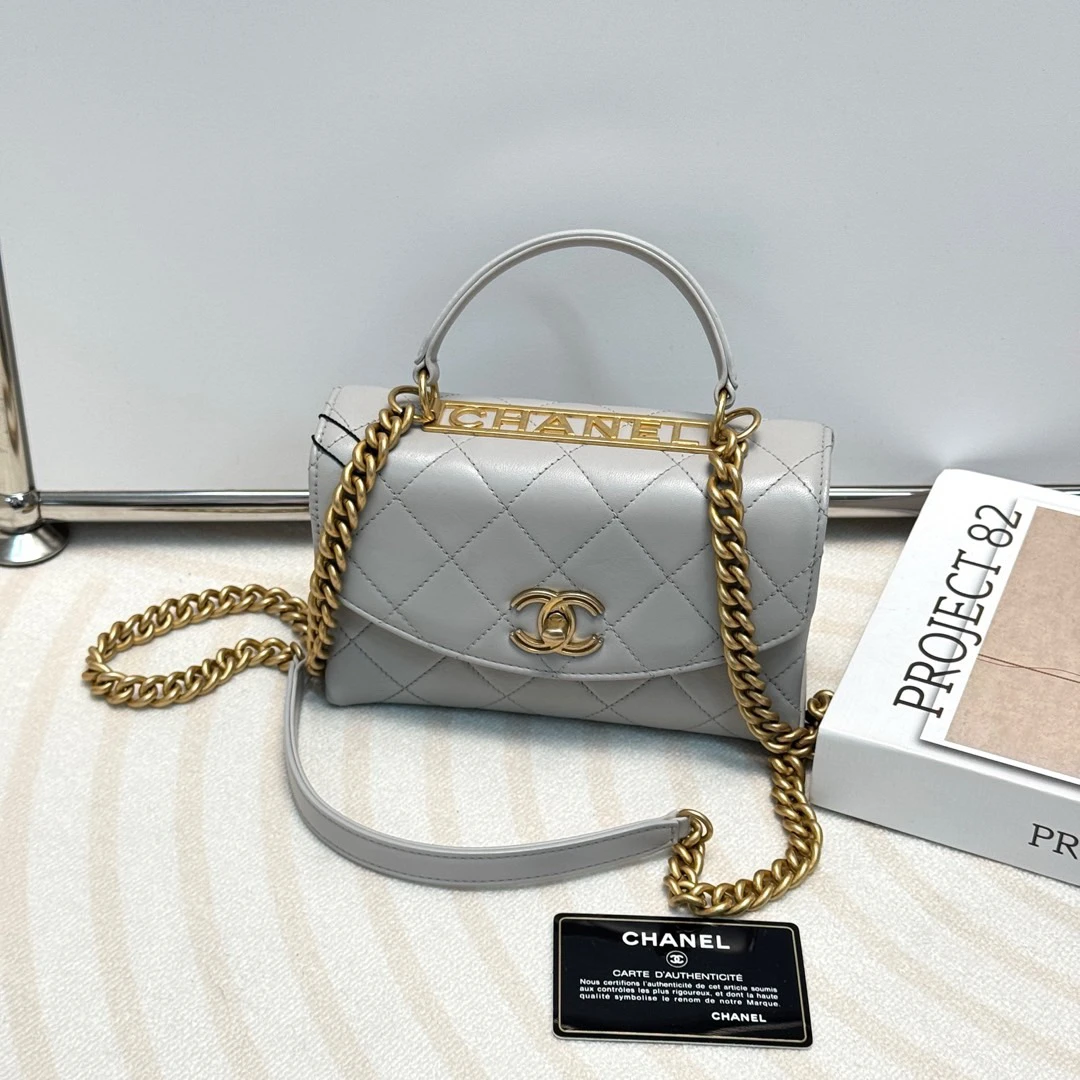 95新 Chanel/香奈儿 灰金羊皮trendy spirit手柄口盖包/677113650