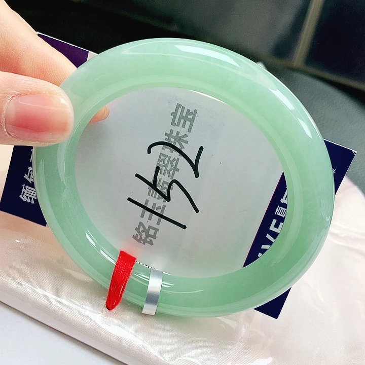 翡翠未镶嵌手镯缅甸天然a货翡翠手镯