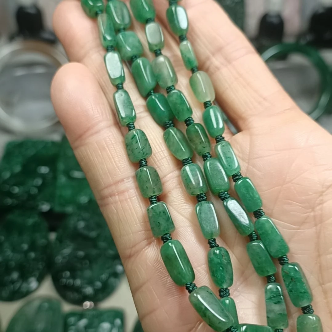 独山玉未镶嵌挂件链子