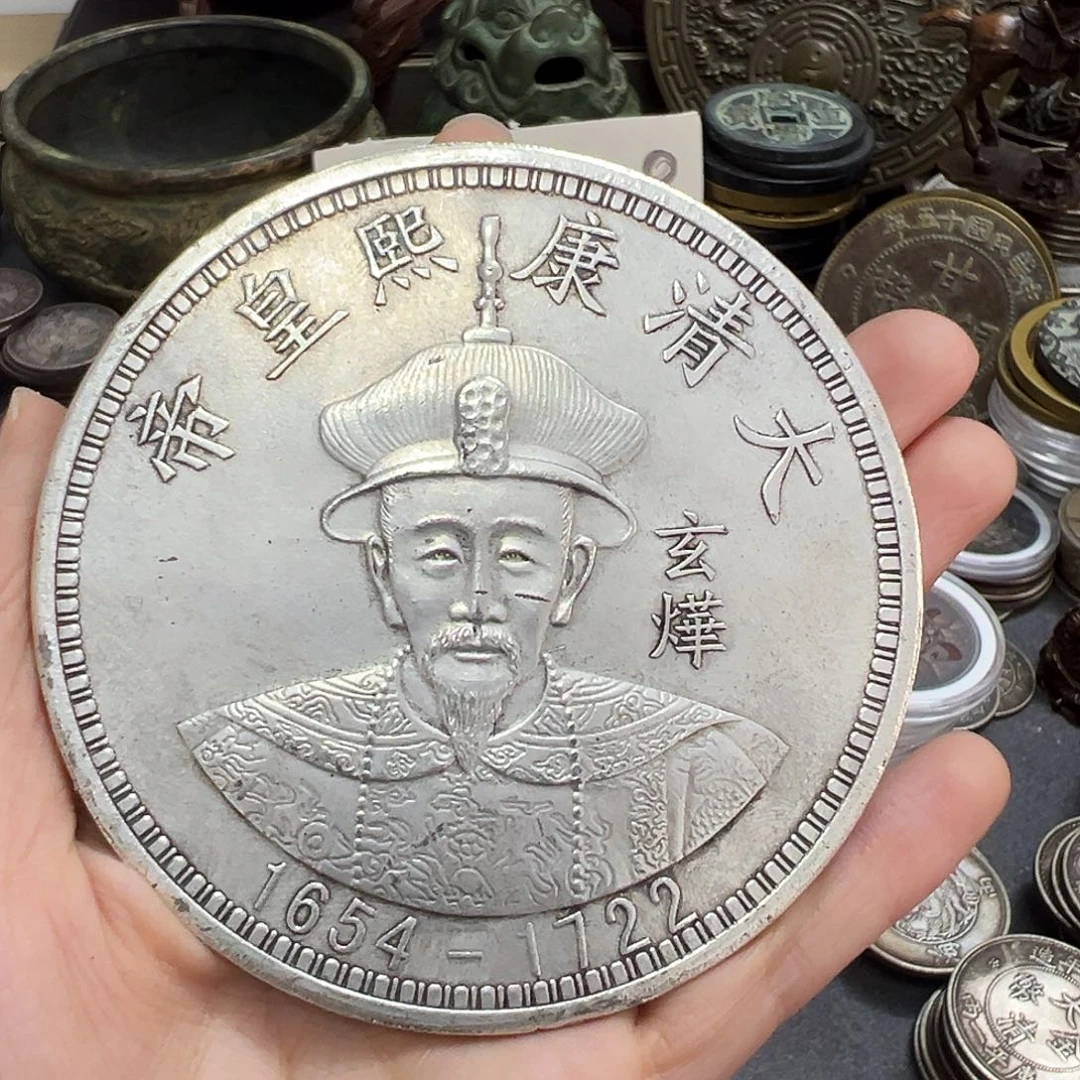 金属复古风格摆件