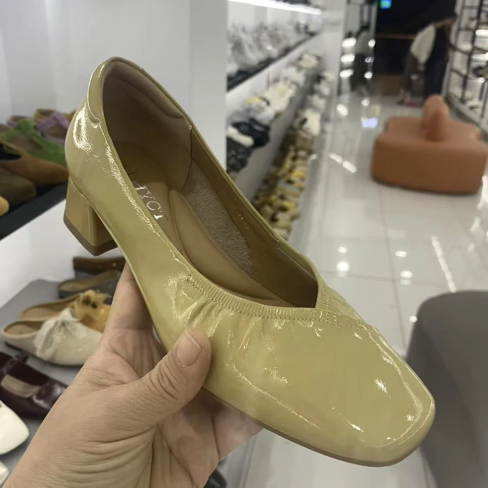 套筒一脚蹬方头透气方根单鞋50-261