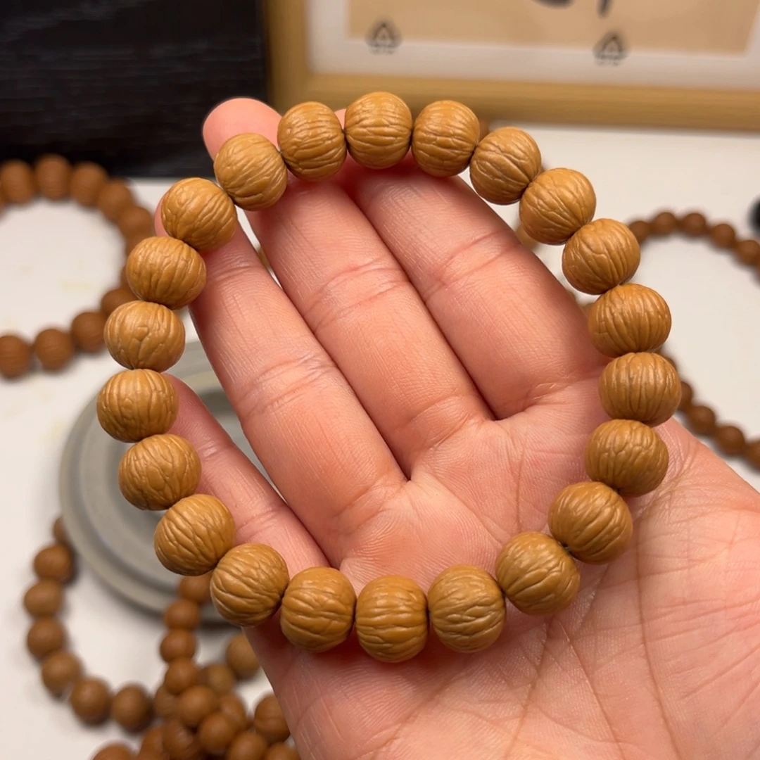 L***m猴头核桃吊坠土豪