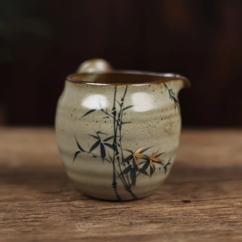 【坐饮亭竹】仿古描金竹侧把公杯（Q4169）