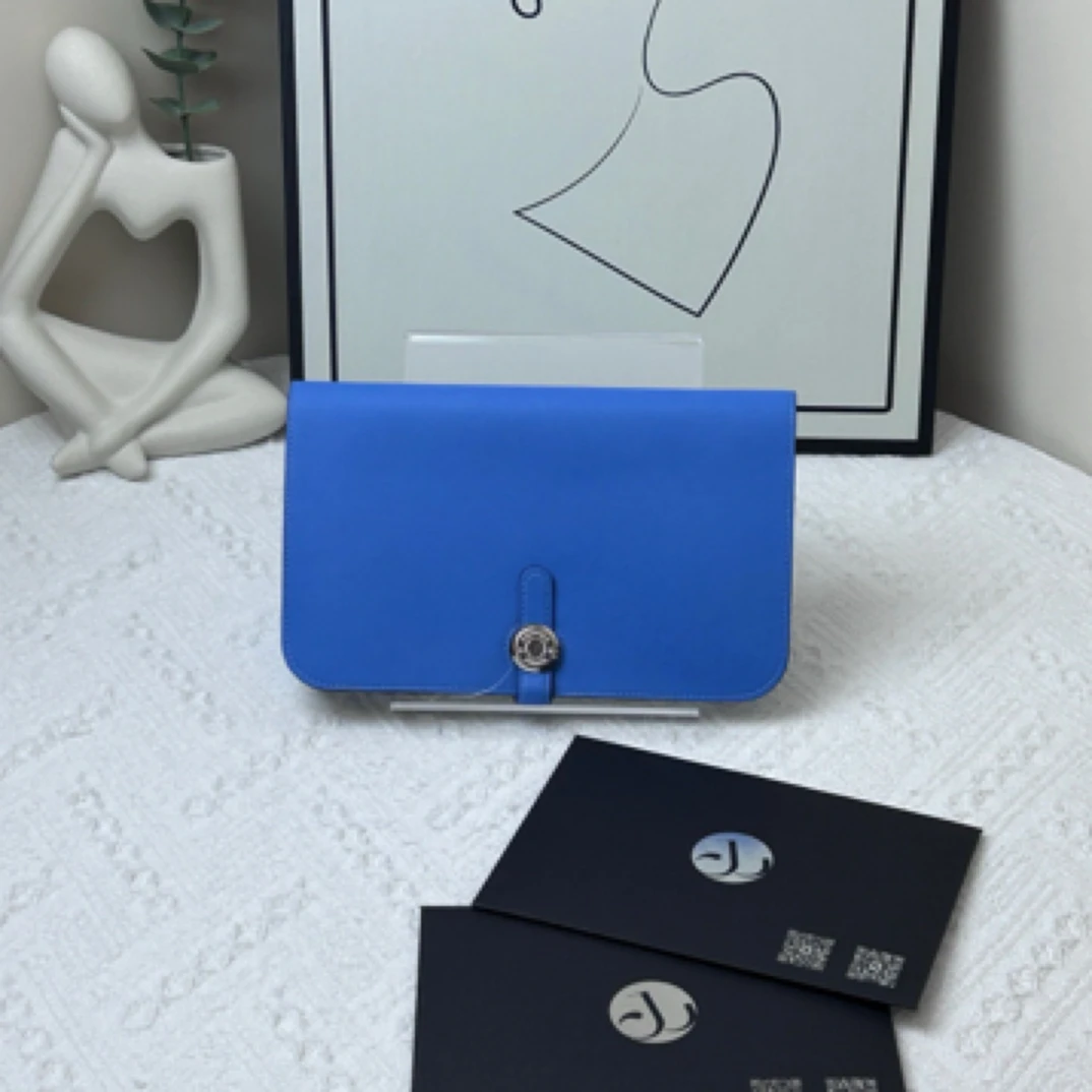 95新 Hermes/爱马仕 钱包 盒子 蓝银扣 swifte皮/JW6082