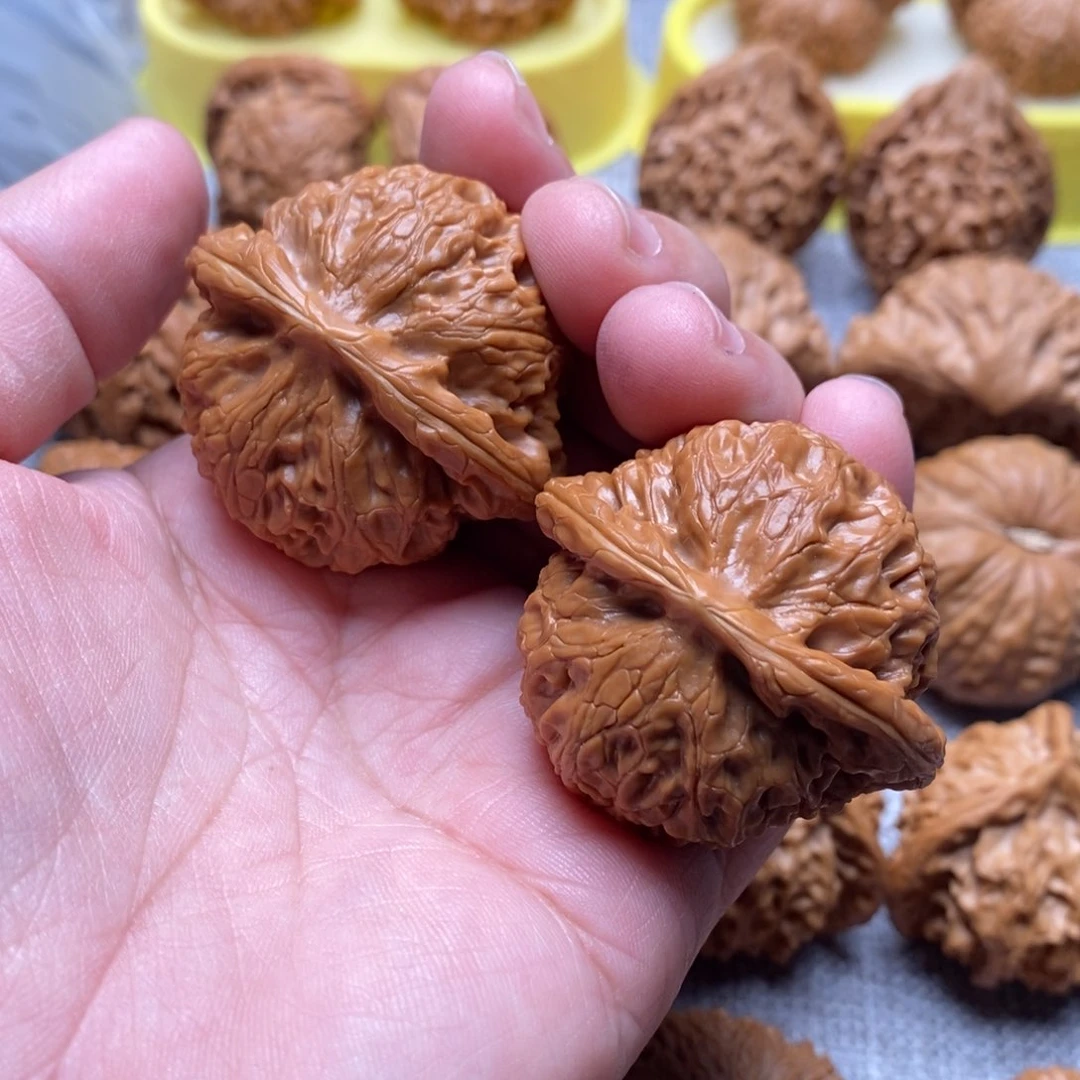 文玩核桃把件43毕业桃心宫灯