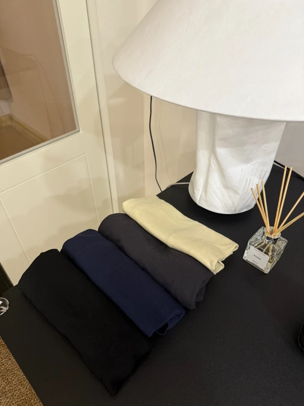 in｜宽松型纯色INS风 打底衫（208738）