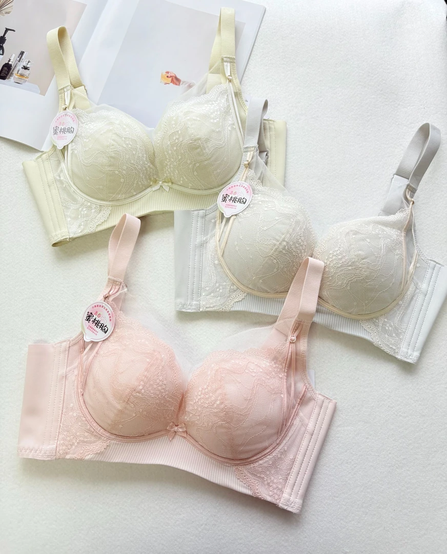 美丽姐的青春罩中厚B杯防外扩聚拢文胸05