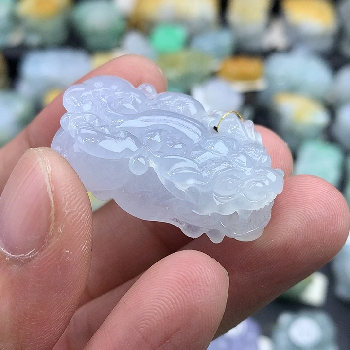 翡翠未镶嵌颈饰天然缅甸翡翠貔貅吊坠