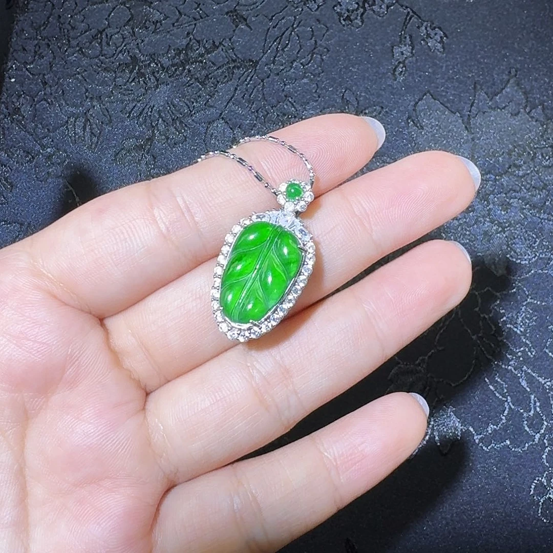 翡翠吊坠(不含链)银S925镶嵌奇**件叶子