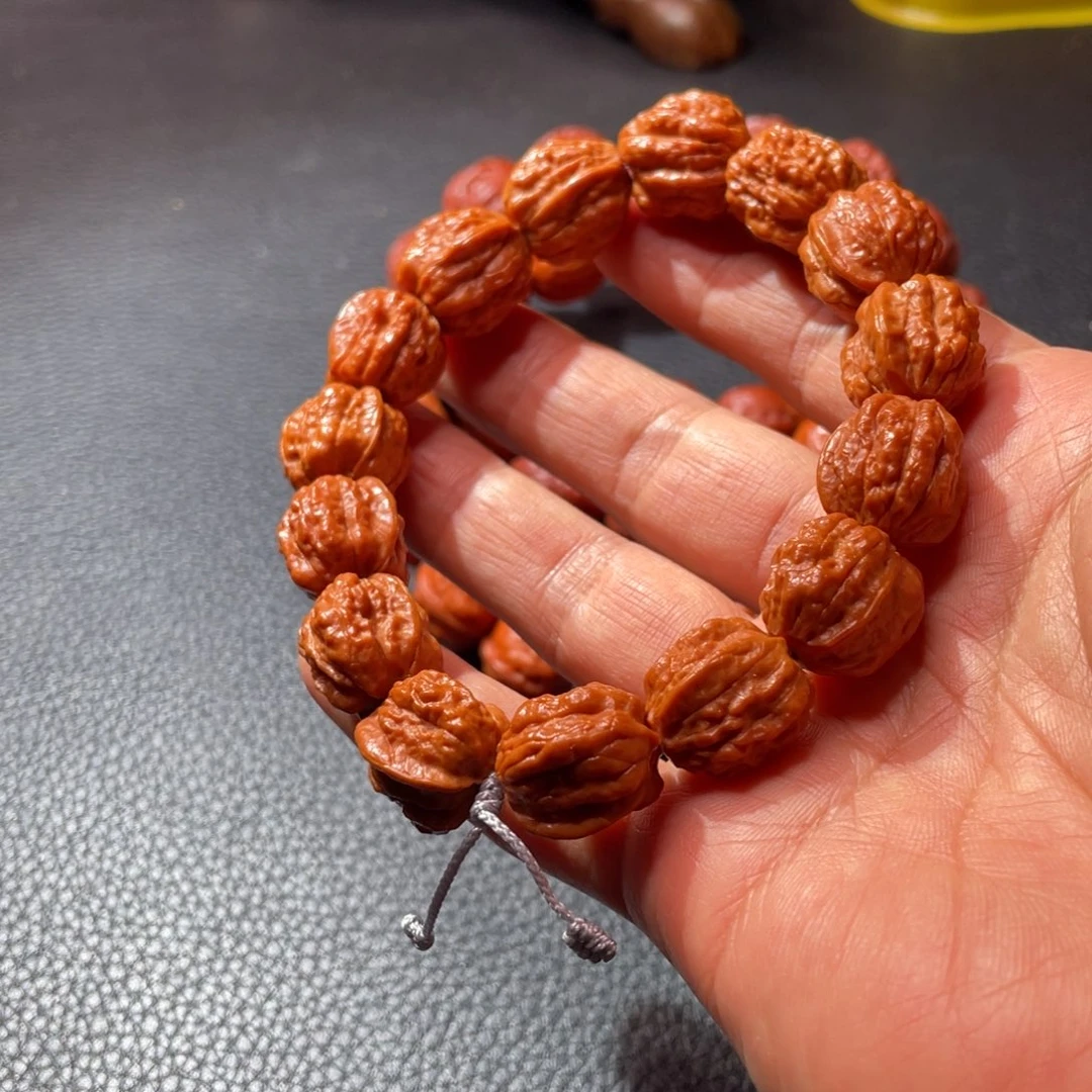文玩核桃手串礼物