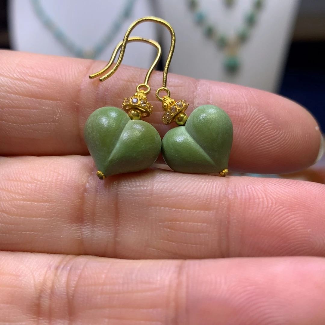绿松石18K金镶嵌耳坠