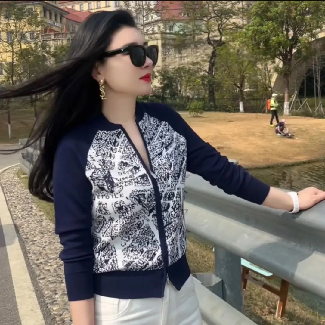 深圳南油立领长袖时尚休闲提花拼接轻奢黑色设计师针织上衣女