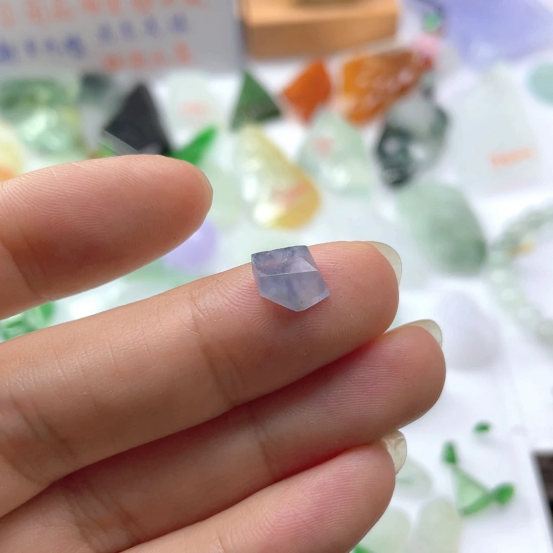 定制翡翠未镶嵌天然缅甸翡翠