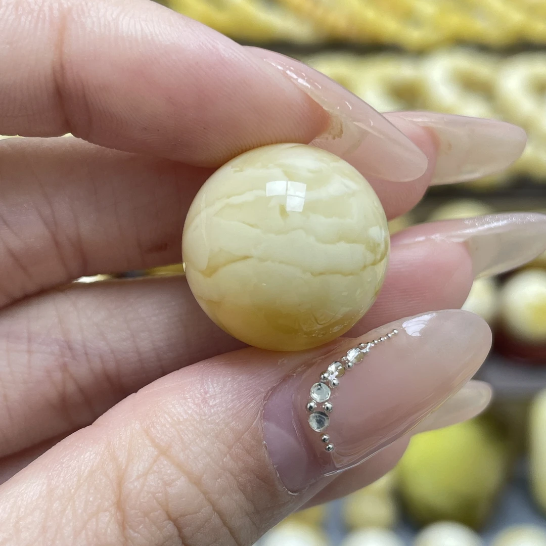 18.7mm 段掌柜臻选·天然原矿蜜蜡浓蜡妖白花圆珠微瑕