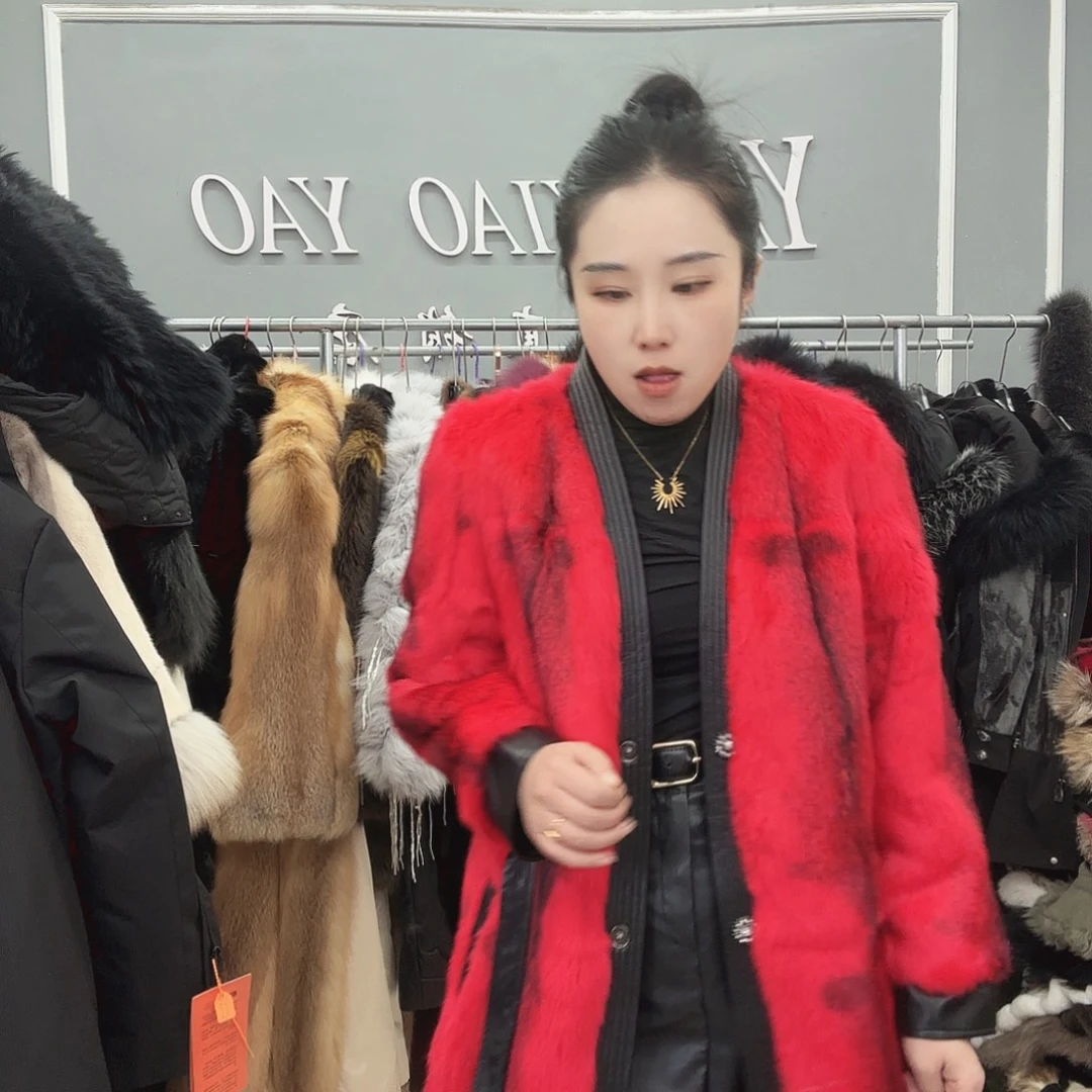 姚小妖家高端皮草