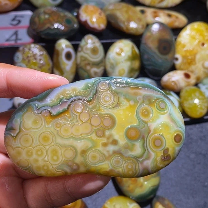 玛瑙/玉髓未镶嵌珠宝半成品68