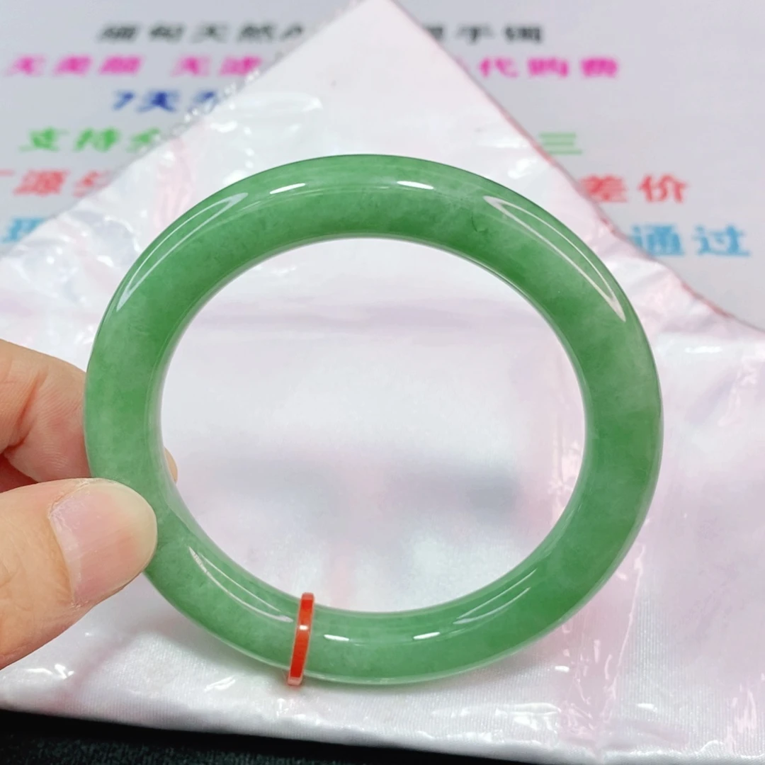 未镶嵌手镯翡翠5556圈口圆条