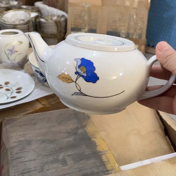 瓷片金花纸一枝花茶壶 微瑕