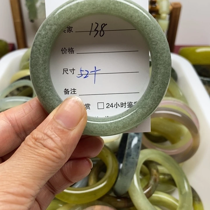未镶嵌蛇纹石玉手镯