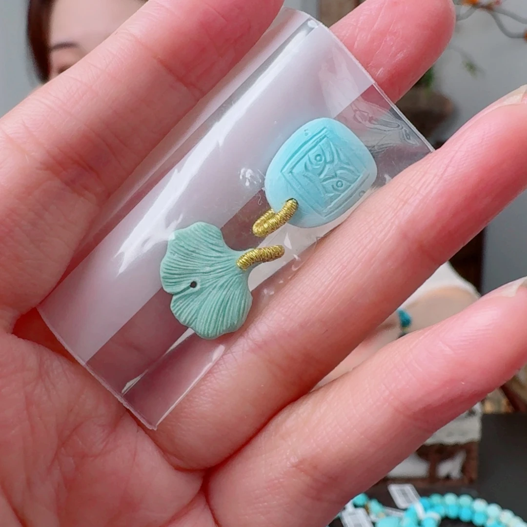 未镶嵌绿松石珠宝奇石