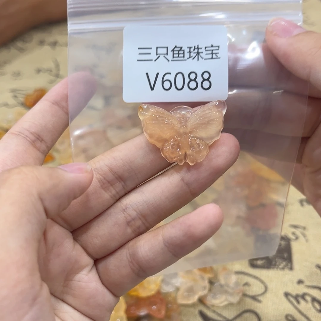 T***7玛瑙/玉髓颈饰未镶嵌