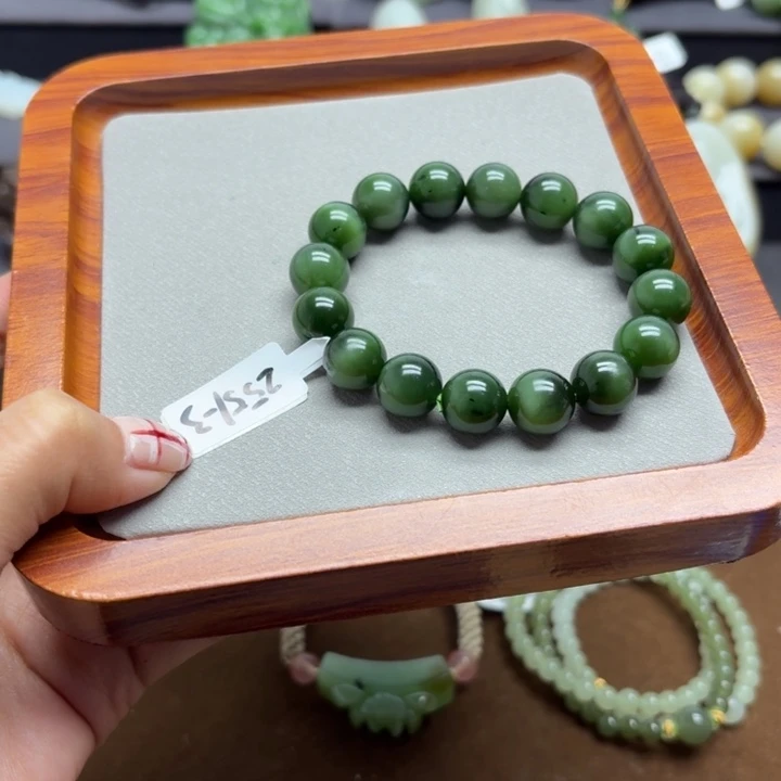 W***g和田玉未镶嵌手串