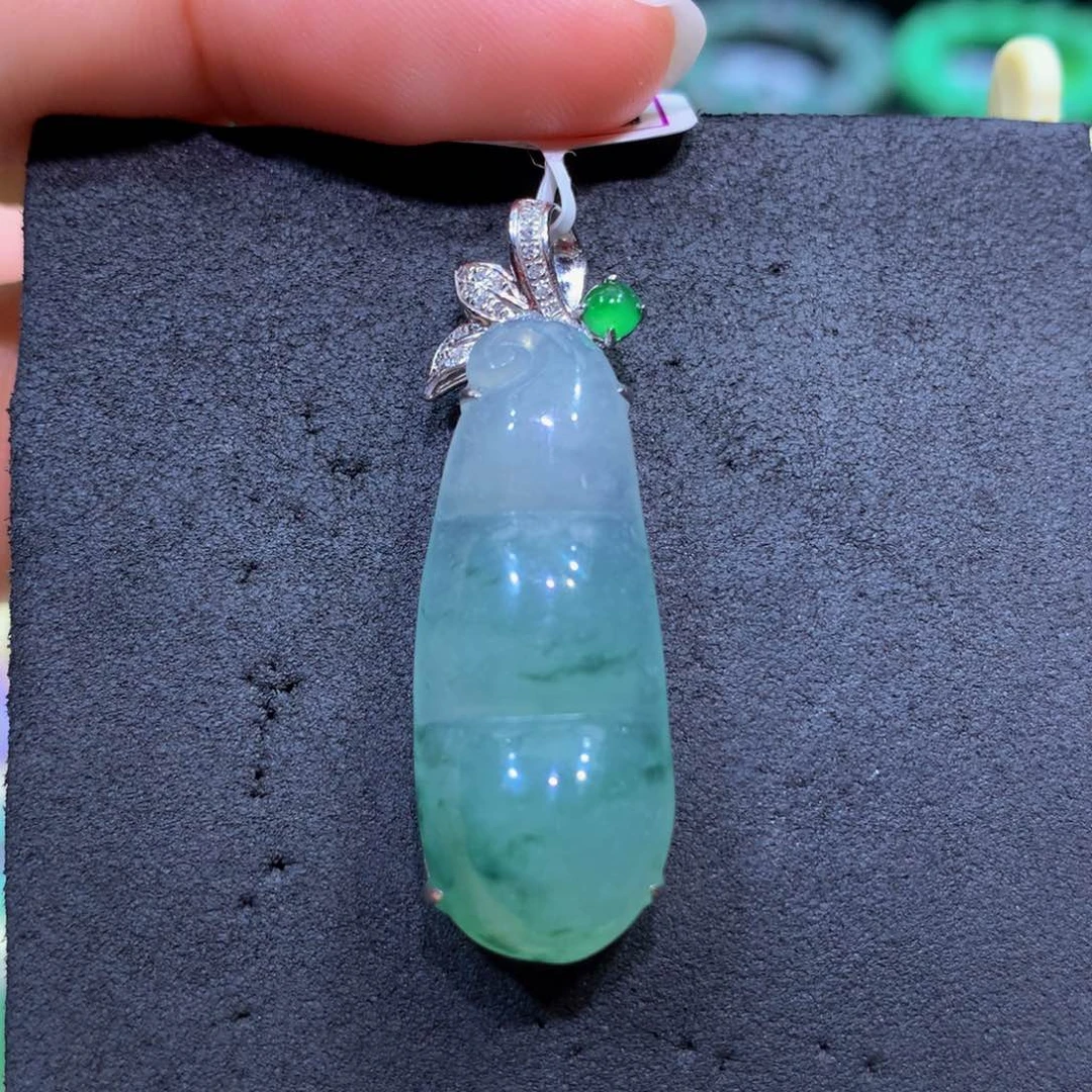 翡翠18K金镶嵌手链翡翠