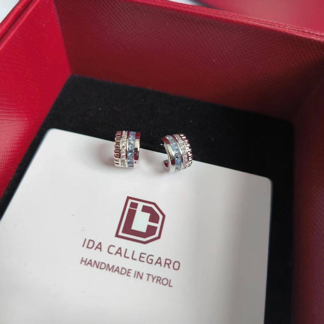 铜合金耳饰 《货号9071》满镶C圈蓝色耳钉