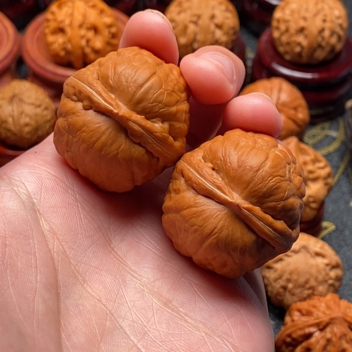 文玩核桃吊坠水晶蛙
