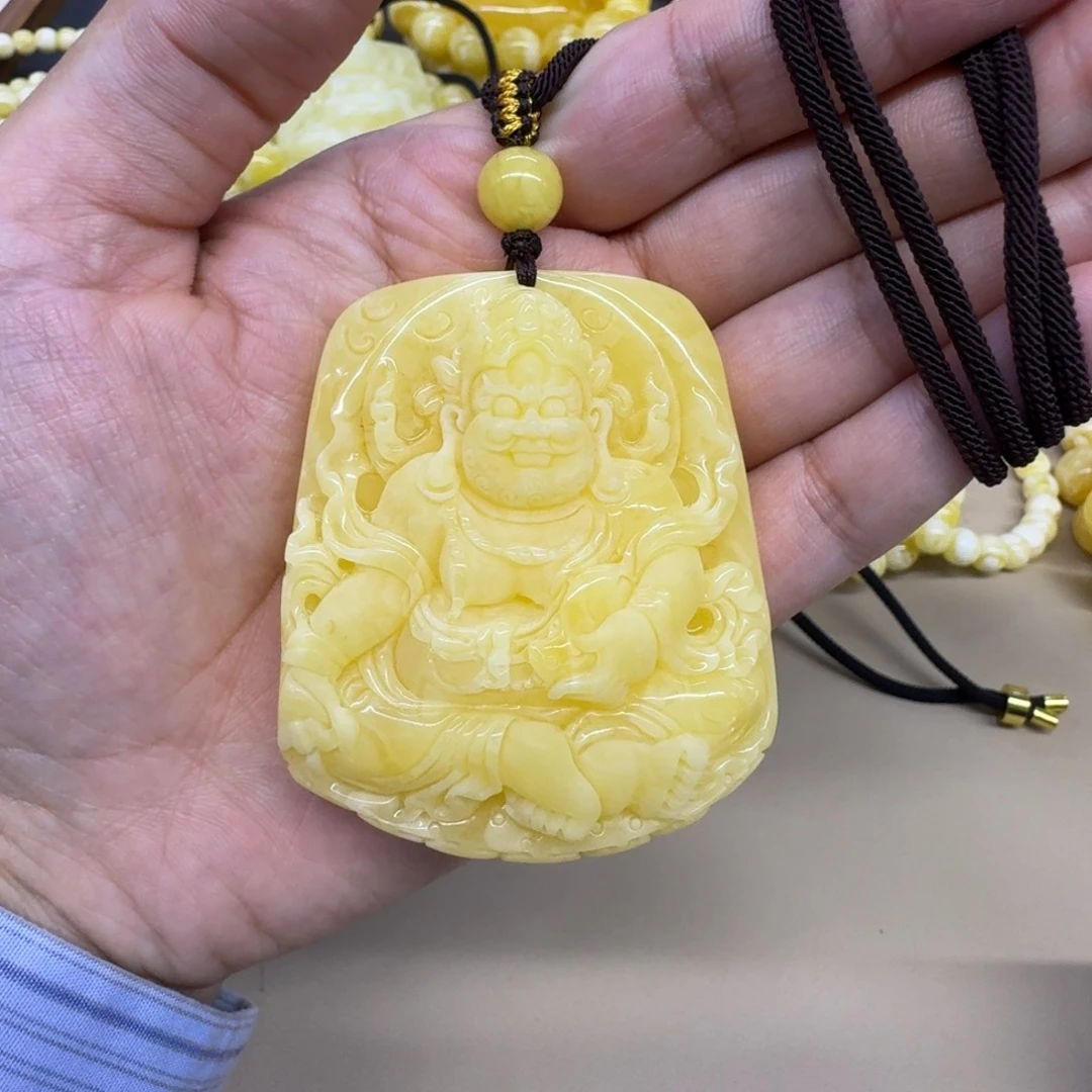 琥珀未镶嵌颈饰吊坠