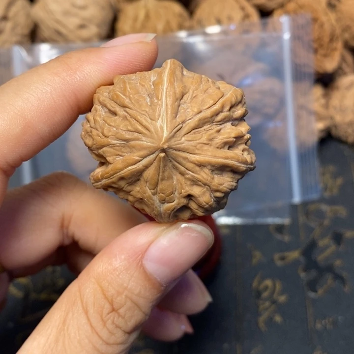 寒***冰文玩核桃吊坠文玩核桃异形单只