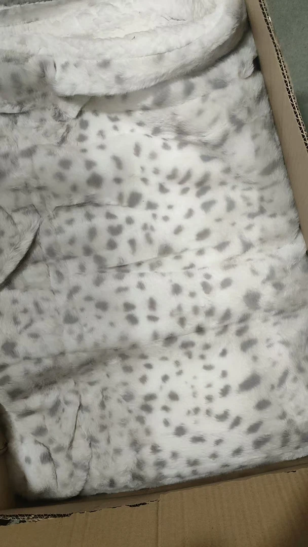 白色雪花豹纹毛毯127*152发1床