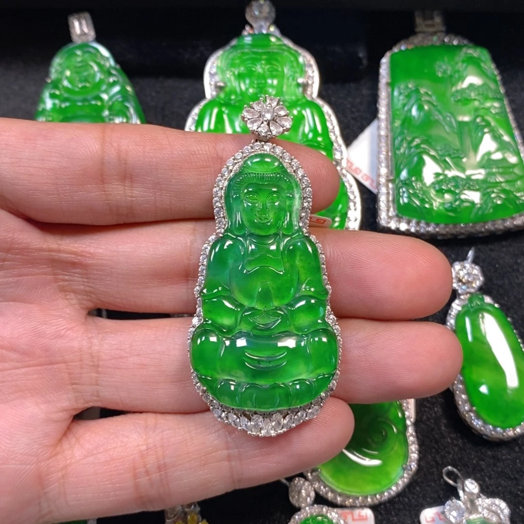 颈饰银S925镶嵌翡翠观音吊坠