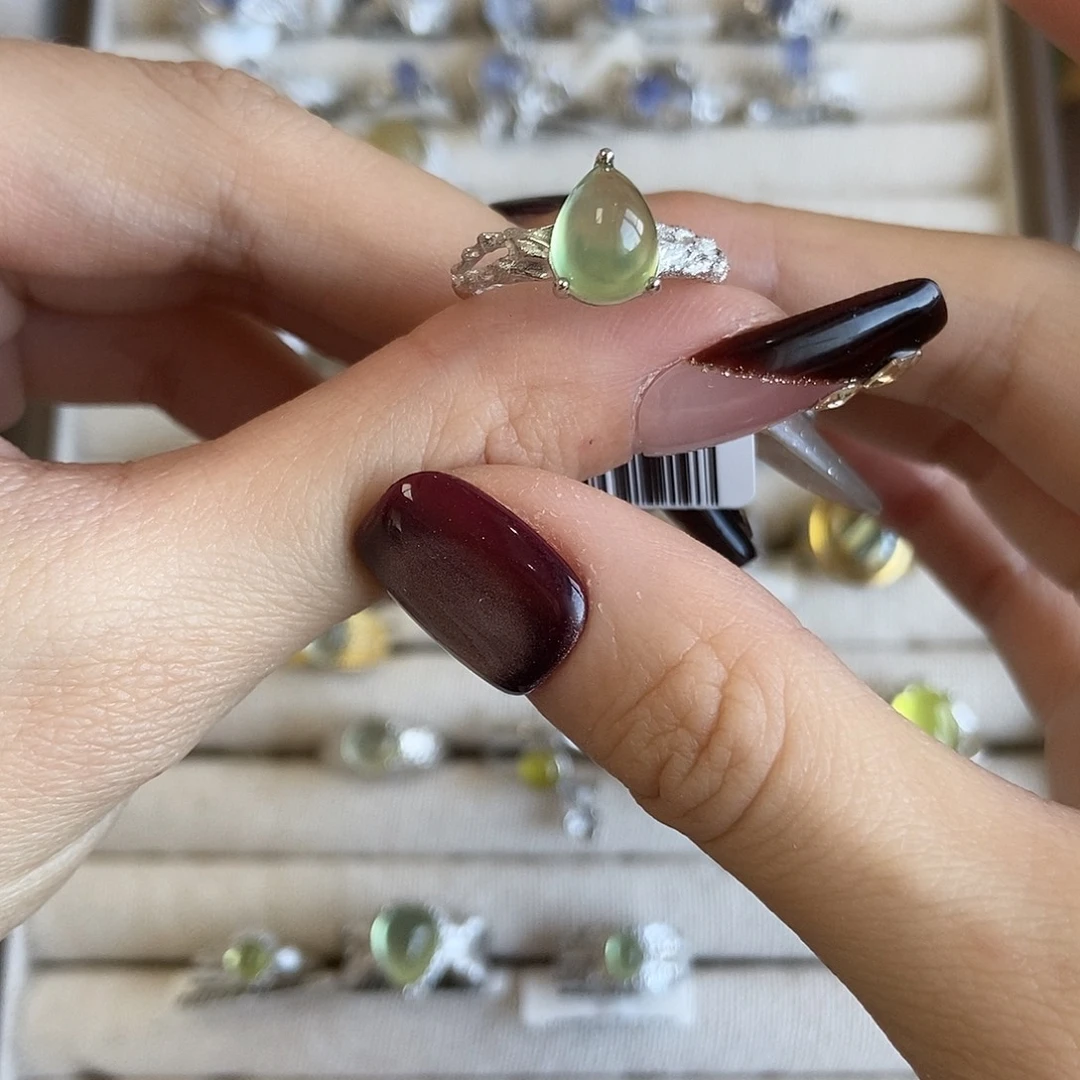 果***妈戒指烟晶银S925镶嵌葡萄石240