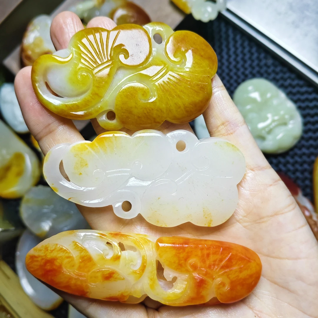 特色手工艺手工雕刻如意3个