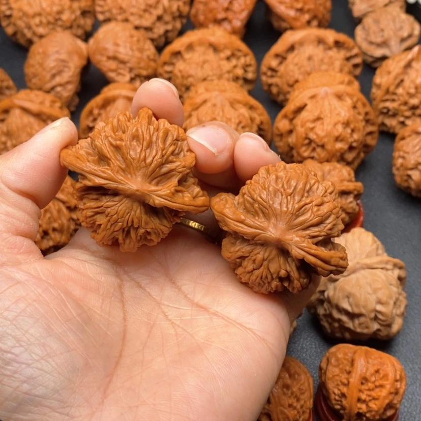 【闪购商品】文玩核桃把件44虎头