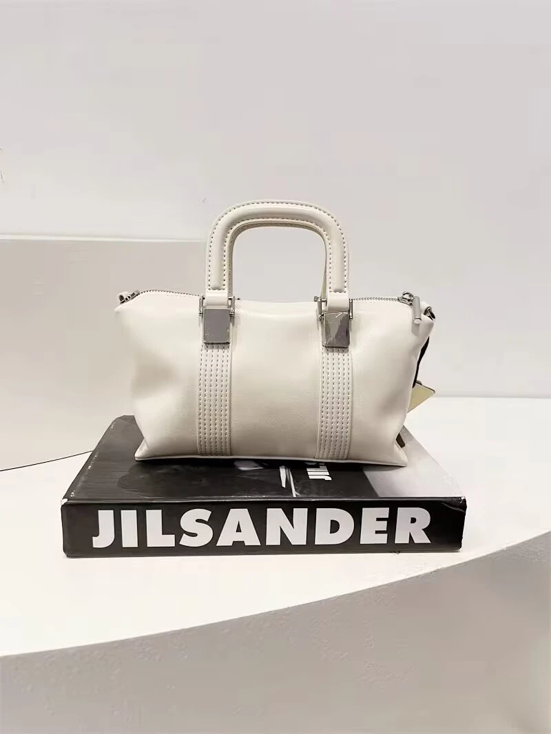 百豆2025新款包包女式新款百搭小众斜挎包包真皮牛皮BD6481