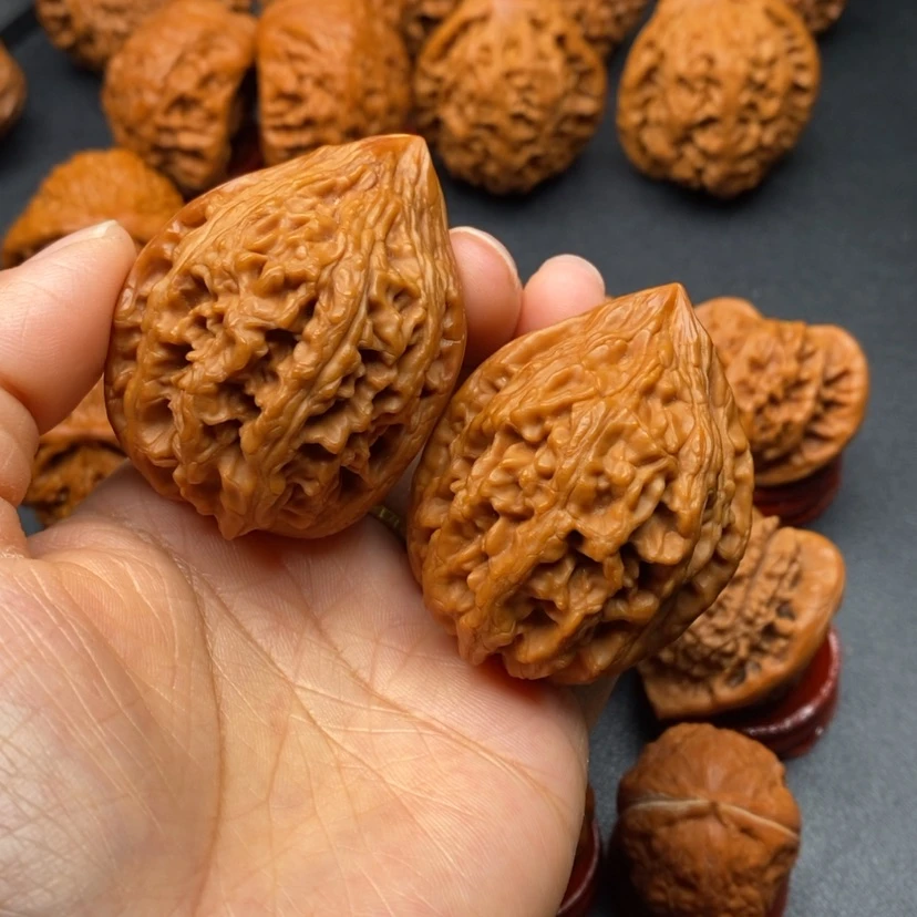 【闪购商品】文玩核桃把件大沽石