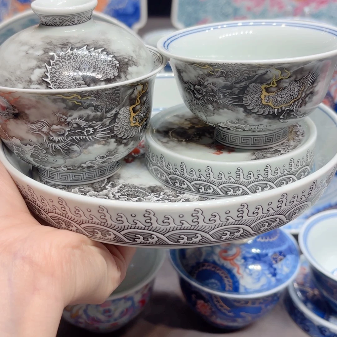 摆件景德镇陶瓷艺术展