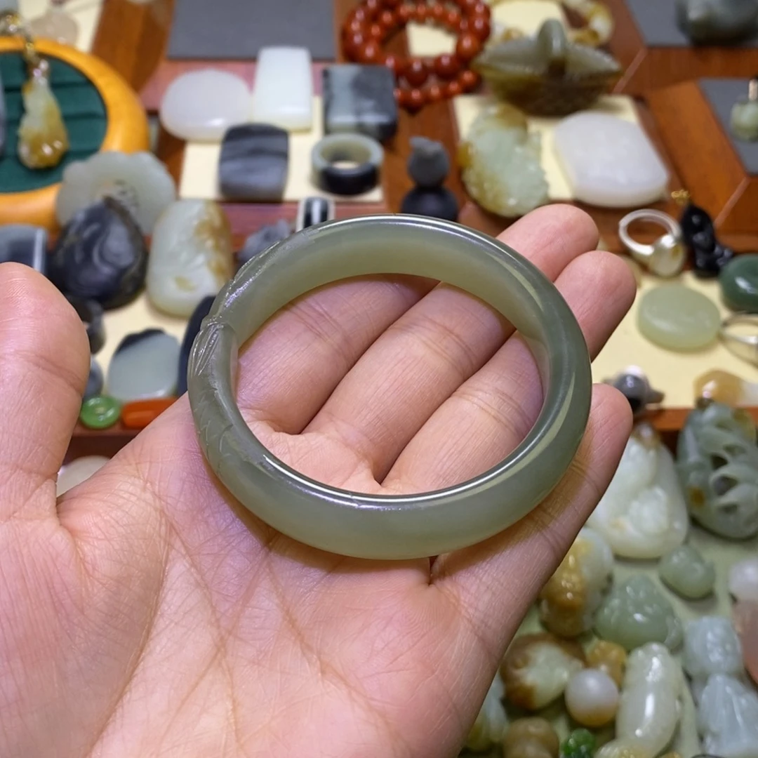 和田玉颈饰未镶嵌久*和田玉