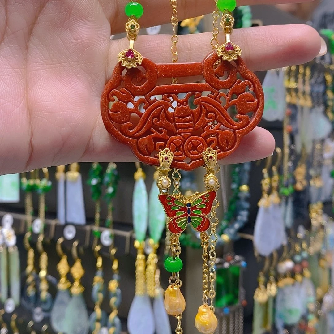 未镶嵌翡翠耳饰翡翠