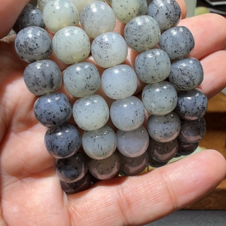 和田玉未镶嵌手链颜色多样性发货拍一发一