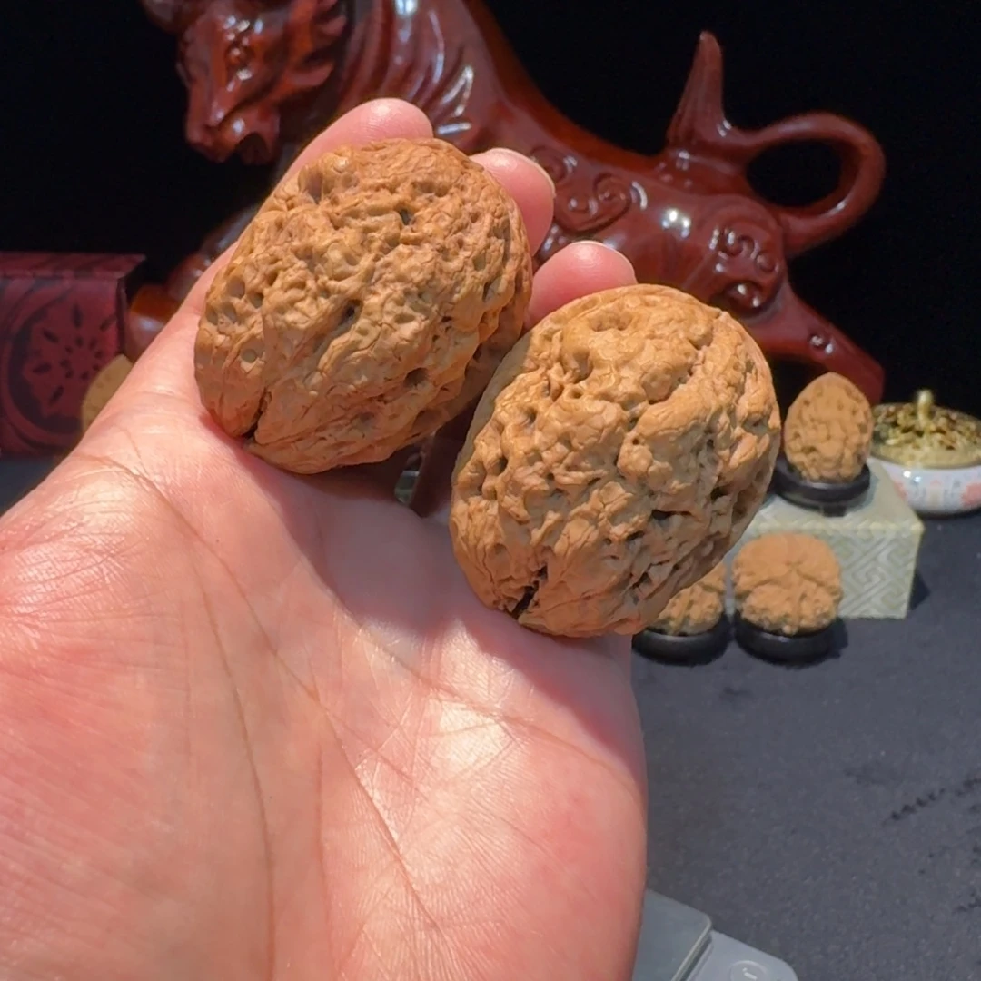 把件文玩核桃云南铁核桃46