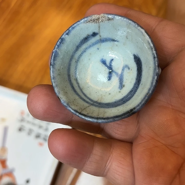 楊***妮陶瓷摆件不固定一件