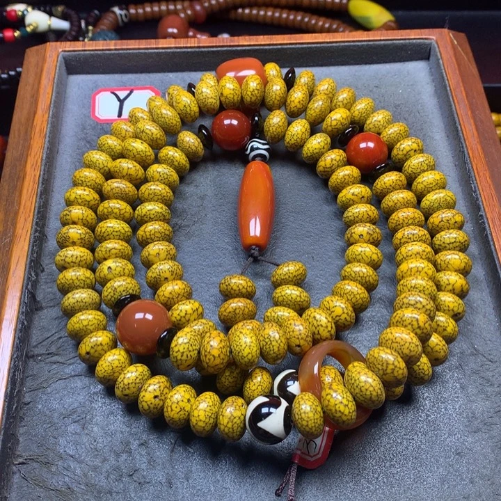 星月菩提吊坠菩提